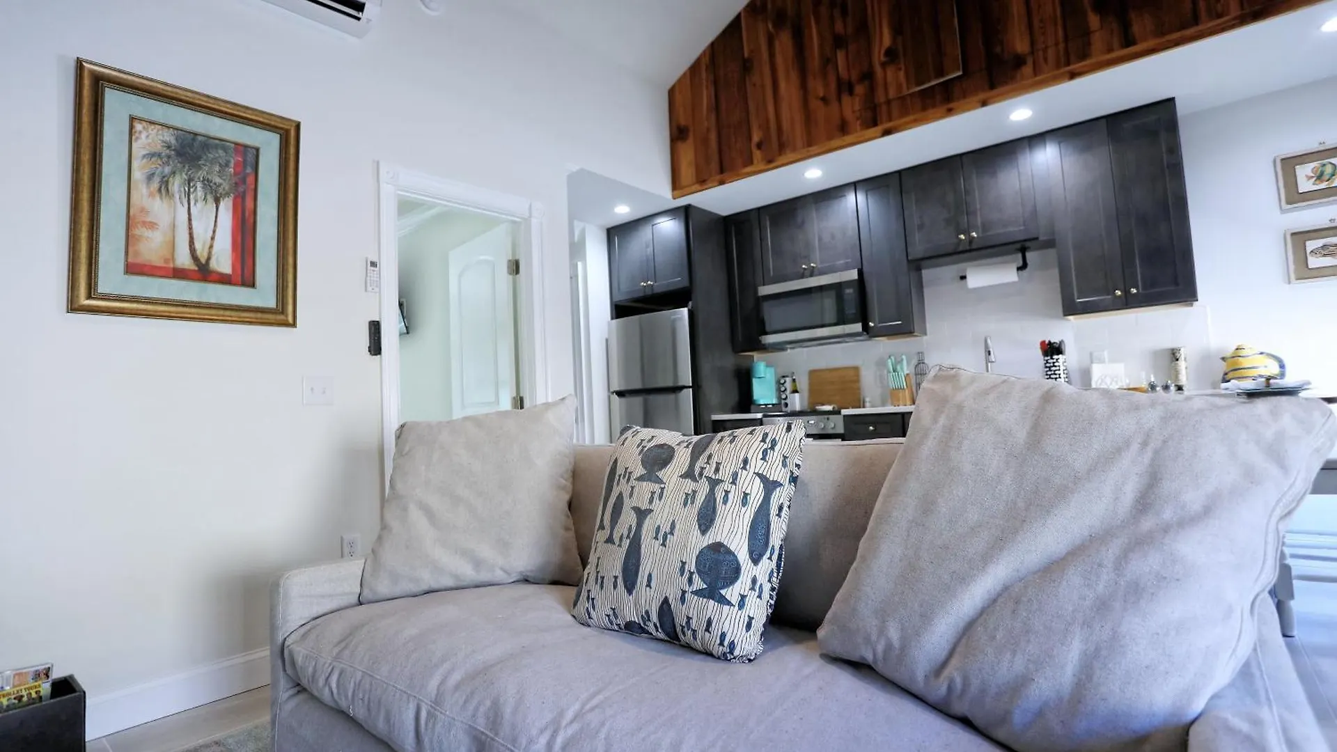 Apartment New! Historic 1Bed/1Bath Suite Steps To River St! Savannah